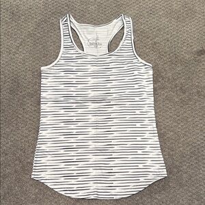 Oiselle- Fitted White and Black Sleeveless Athletic Tank Top